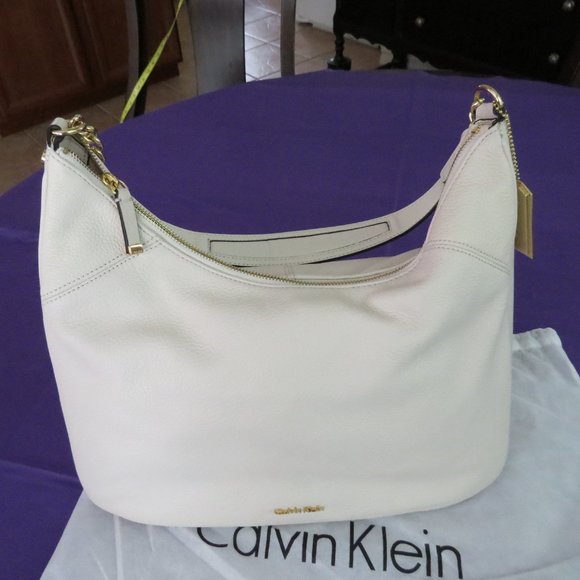 Like New Ivory Leather Calvin Klein Tote - Picture 2 of 16